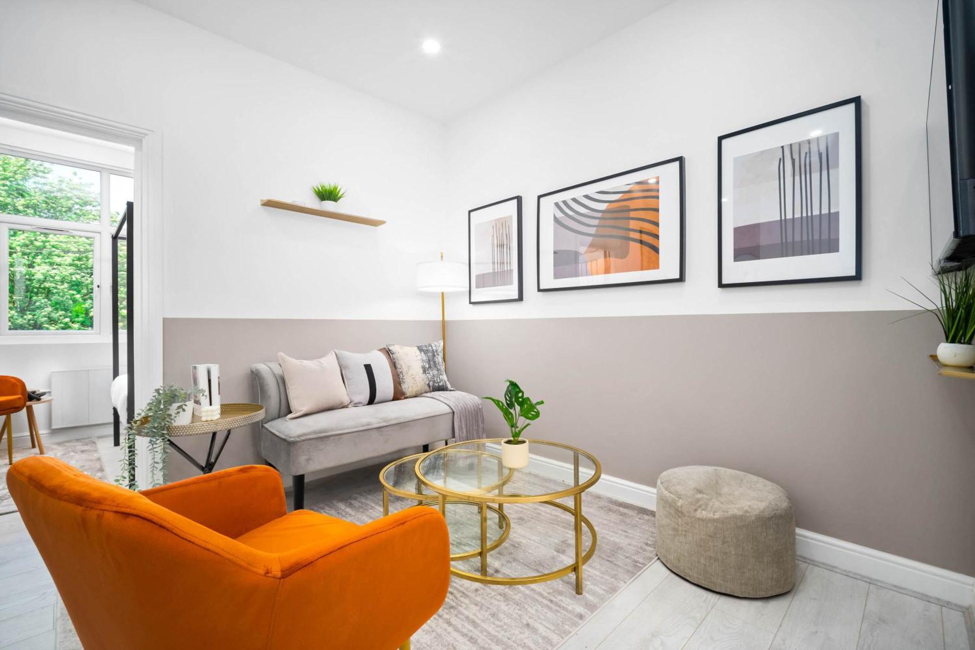 Apartment - Fast Wifi - Free Netflix - Near - Centre - Parking 2mr *